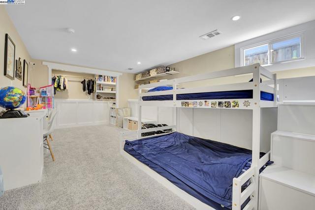 1215 Castro St, Martinez CA: https://media.crmls.org/mediaz/47c78cf1-40bd-4dc2-af55-3cc82ff47e20.jpg