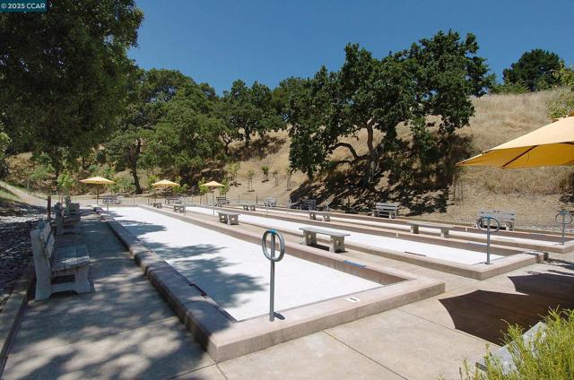 1873 Golden Rain Rd., Walnut Creek CA: https://media.crmls.org/mediaz/47c84a50-c5a3-4bbd-b990-1ec86228710b.jpg