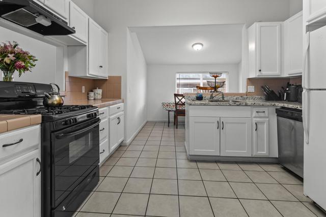 Image 7 of 50 For 402 3rd Street