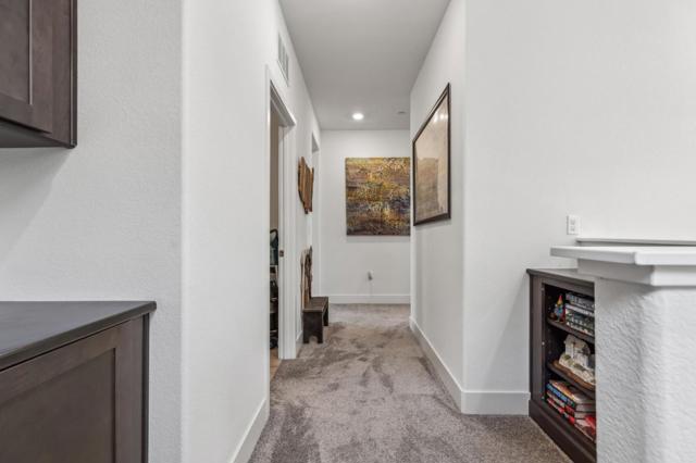8906 Upbeat Way, Elk Grove CA: https://media.crmls.org/mediaz/47c95322-19c7-4470-a3ab-aeaf876227a4.jpg