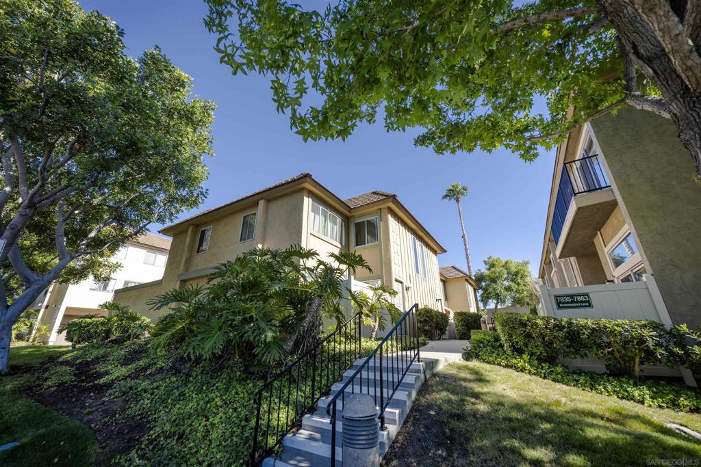 7855 Hummingbird Lane