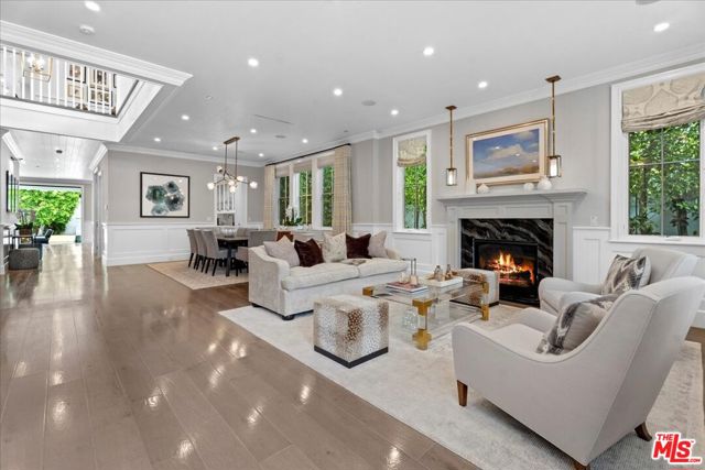 4105 Bellingham Avenue, Studio City CA: https://media.crmls.org/mediaz/47c9a167-29f4-4249-9e95-728d138c074e.jpg