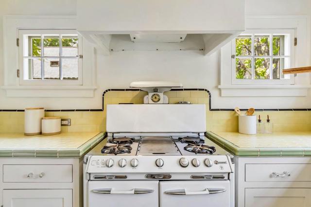 797 Pershing Avenue, San Jose CA: https://media.crmls.org/mediaz/47ca4501-3220-423a-abed-3d78047af485.jpg