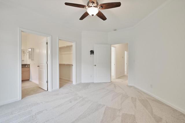 1685 American River Trail,  CA: https://media.crmls.org/mediaz/47ca4d80-65f6-4856-8616-d02ba1938ab4.jpg