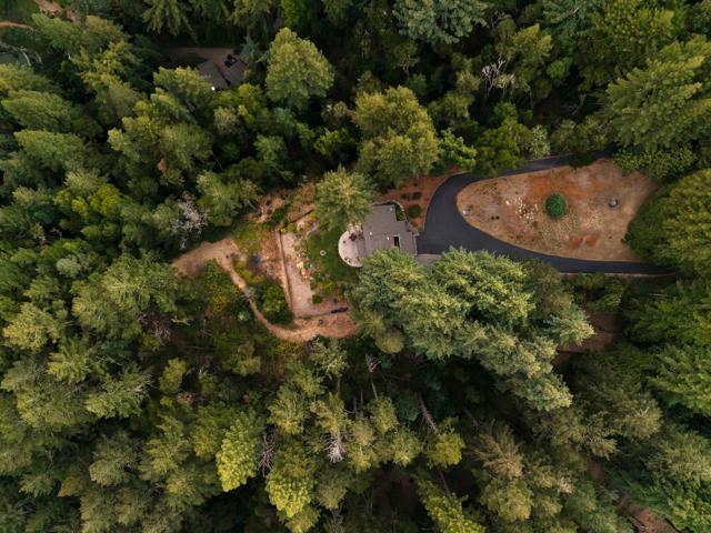 865 Valley View Road, Ben Lomond CA: https://media.crmls.org/mediaz/47cab152-cb08-47ee-a9f6-e75121eb0b22.jpg