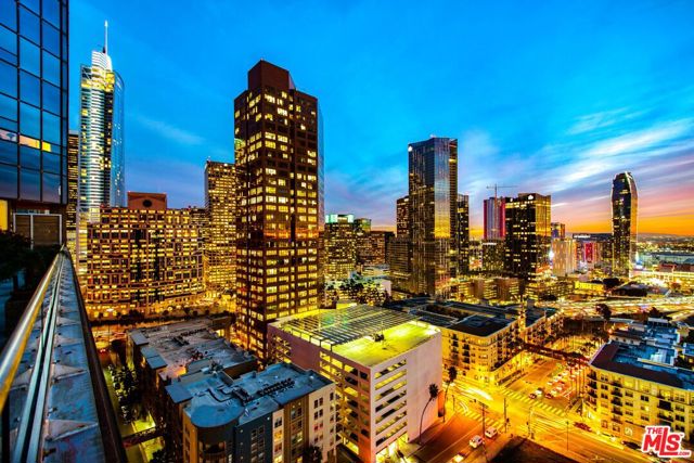 1100 Wilshire Boulevard, Los Angeles CA: https://media.crmls.org/mediaz/47cc5e9e-c3dd-4530-bbcc-ba19868f2c3e.jpg