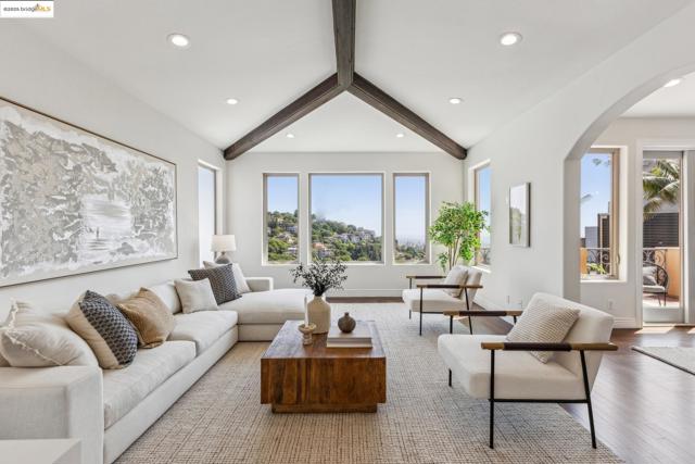 530 Gravatt Dr, Berkeley CA: https://media.crmls.org/mediaz/47cc6bdd-01a9-4200-ad40-8b52759189d0.jpg