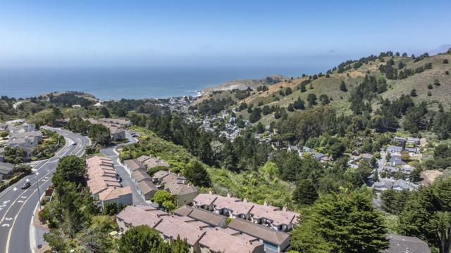 991 Fassler Avenue, Pacifica CA: https://media.crmls.org/mediaz/47cdc65d-59b2-4e0c-b255-a7adfe1b2cee.jpg