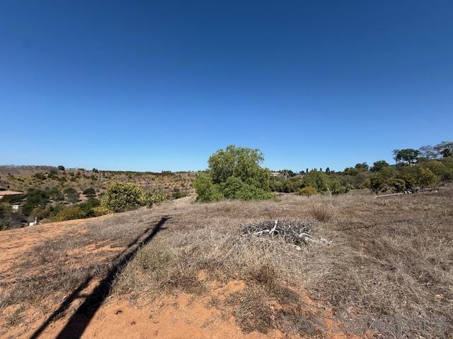 9562 Covey Ln, Escondido CA: https://media.crmls.org/mediaz/47ce71ce-cc71-4780-983e-3482c6b03153.jpg