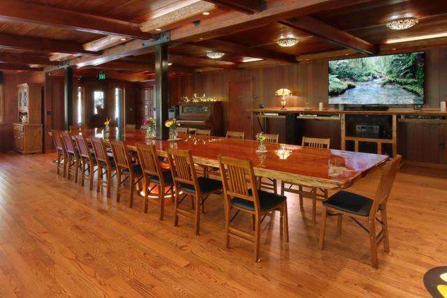16770 Redwood Lodge Road, Los Gatos CA: https://media.crmls.org/mediaz/47cf3154-981a-4a25-bb28-649a7d6339b1.jpg