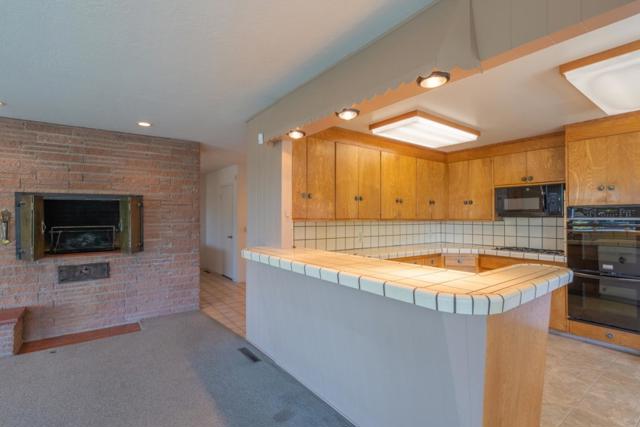 44 El Caminito Del Norte, Monterey CA: https://media.crmls.org/mediaz/47d003b4-64cd-4f74-b053-9b7a23dd562b.jpg