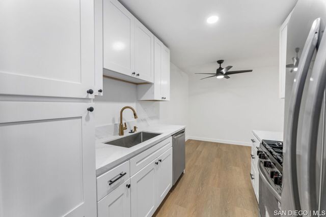 4855 Cole ST, San Diego CA: https://media.crmls.org/mediaz/47d03eb0-f8ca-4ab5-bbac-1158d723860d.jpg