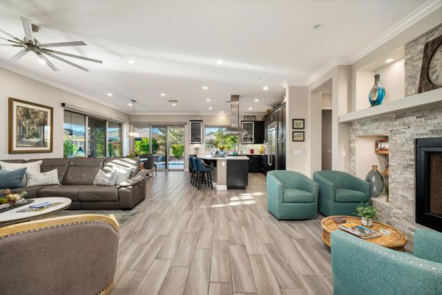 Image 10 of 101 For 82400 Coral Mountain Drive