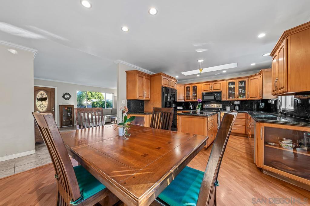 7212 Florey St - photo 13