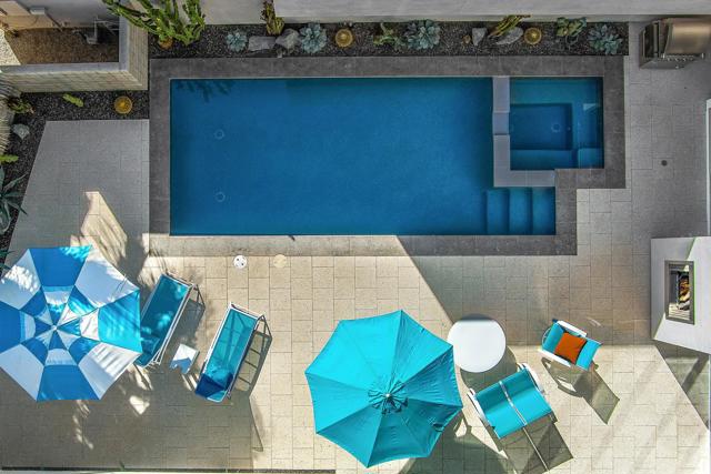 425 Suave Lane, Palm Springs CA: https://media.crmls.org/mediaz/47d1ca5b-cca5-4859-ac72-d14e53ccd3db.jpg