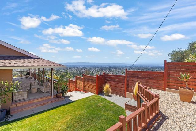 11264 Chula Vista Avenue, San Jose CA: https://media.crmls.org/mediaz/47d28e1d-1507-408d-9173-caea3dfdd60c.jpg