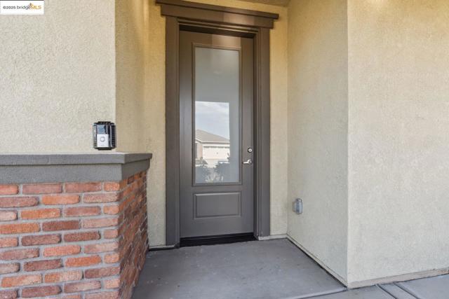 2242 Park PL, Rio Vista CA: https://media.crmls.org/mediaz/47d299eb-3570-4c6f-a270-bd37e68d2fe4.jpg