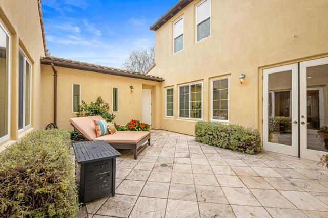 2555 Muirfield Way, Gilroy CA: https://media.crmls.org/mediaz/47d3642c-3472-43a6-8ae5-3a136b0373e1.jpg