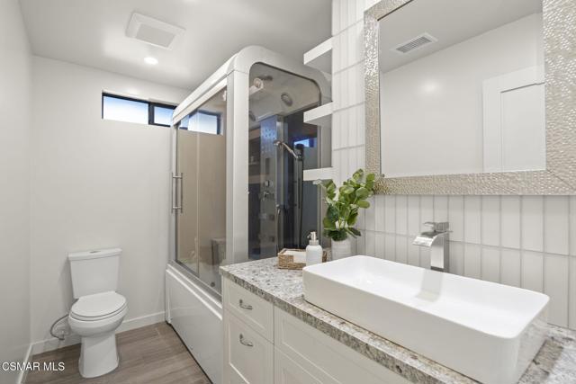 240 N Padre Juan Avenue, Ojai CA: https://media.crmls.org/mediaz/47d423db-8b7c-4b66-a43a-c15dc8b7168a.jpg