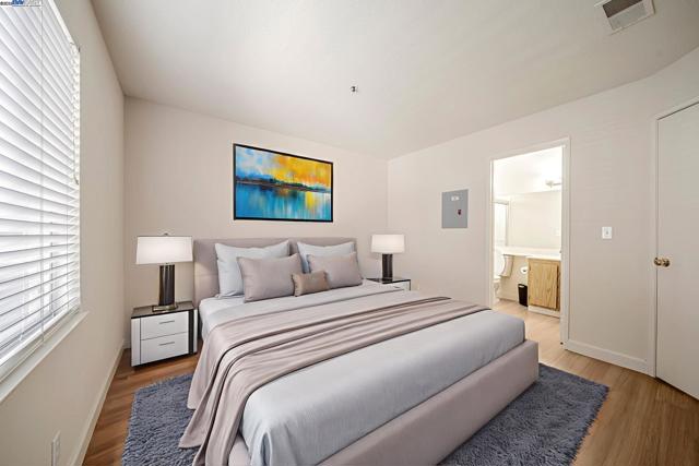 4772 Nicol Cmn, Livermore CA: https://media.crmls.org/mediaz/47d42515-8e56-4ea1-a1d0-40fc143483b5.jpg