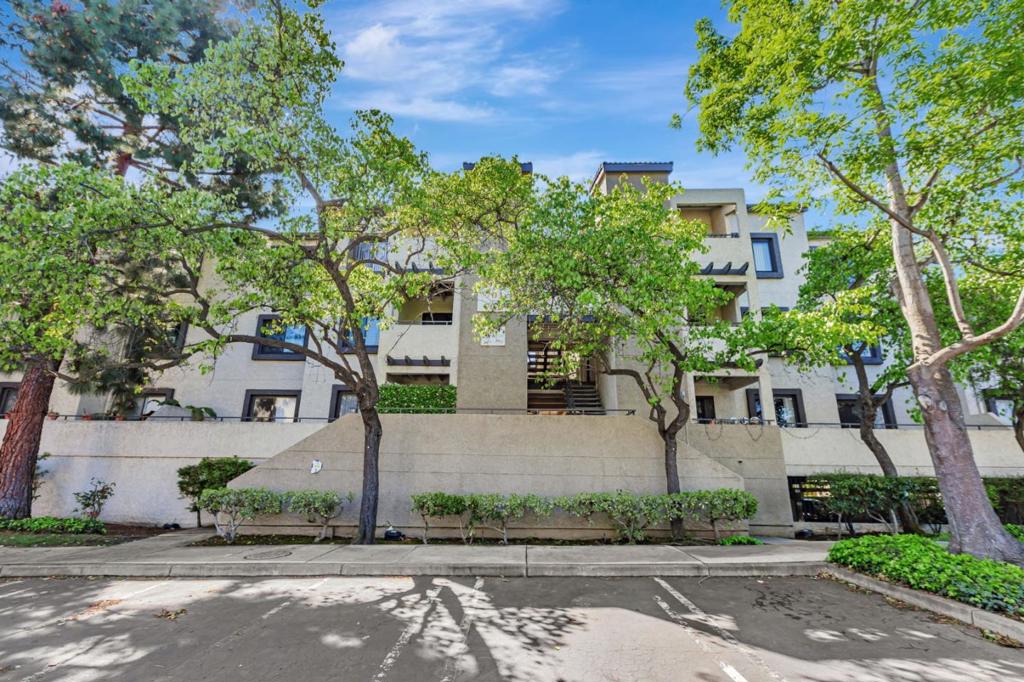 880 E Fremont Avenue #721