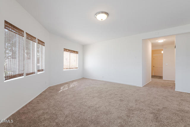 Detail Gallery Image 15 of 40 For 387 389 Highland Dr, Oxnard,  CA 93035 - 4 Beds | 2 Baths