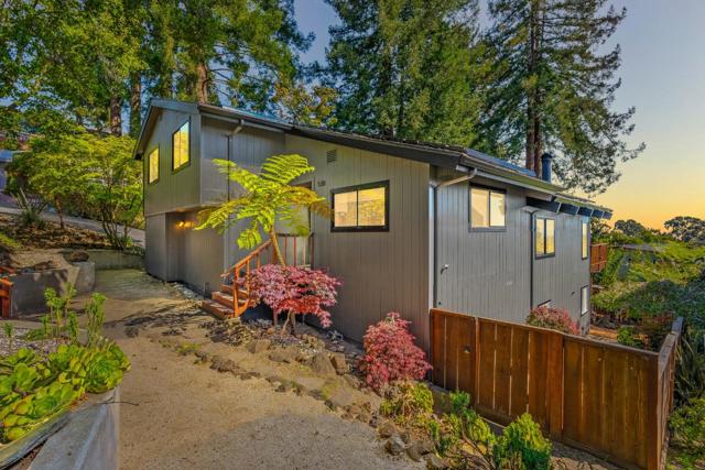 530 Santa Marguarita Drive, Aptos CA: https://media.crmls.org/mediaz/47d7567a-3251-4a06-b403-1aa7aac13636.jpg