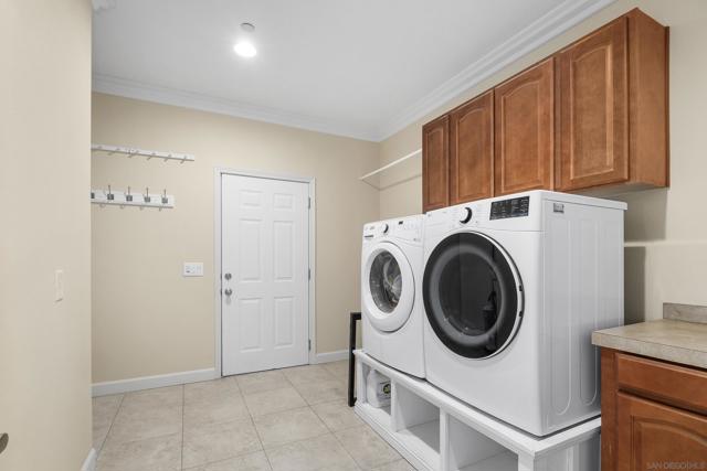 960 Smith Rd, Watsonville CA: https://media.crmls.org/mediaz/47d80c65-3908-4079-8bdf-5fef33d709c7.jpg