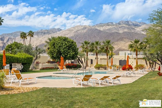 415 N Hermosa Drive, Palm Springs CA: https://media.crmls.org/mediaz/47d8cbb4-56ec-41a8-ae81-17f371f225d4.jpg
