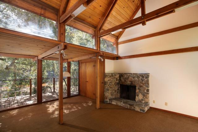 23200 Encinal Court, Los Altos Hills CA: https://media.crmls.org/mediaz/47d9272d-4f6b-4d2d-a19b-3e767af8c3f6.jpg