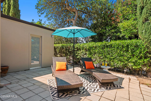 1449 Fordham Avenue, Thousand Oaks CA: https://media.crmls.org/mediaz/47d9edce-05db-4a18-85e8-43a34d7347d8.jpg