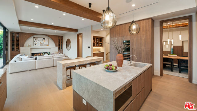 Drew Fenton | 565 Toyopa Drive Pacific Palisades CA | MLS: 7523707 Drew Fenton | 565 Toyopa Drive Pacific Palisades CA | MLS: 7523707