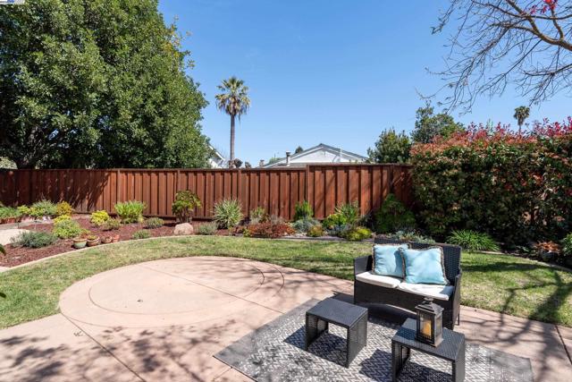 310 Trestle Glen Ct, Walnut Creek CA: https://media.crmls.org/mediaz/47dd4f3e-b819-4a20-b5e4-593cf9d919ad.jpg