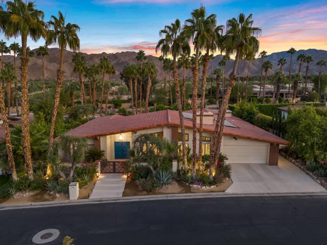 73717 Agave Lane, Palm Desert CA: https://media.crmls.org/mediaz/47ddc7bd-b050-4aa8-bc97-2543a09f9ef9.jpg