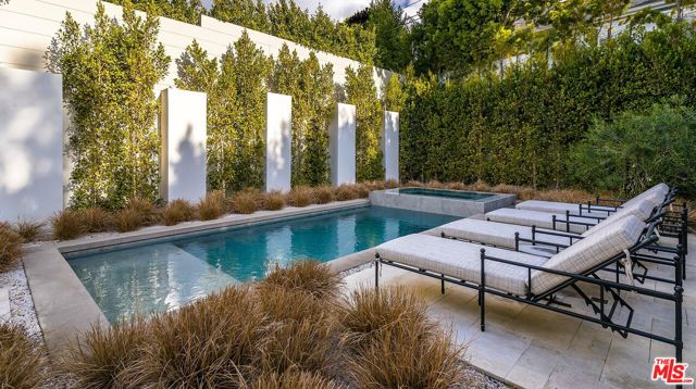 Drew Fenton | 324 S Medio Drive Los Angeles CA | MLS: 7084103