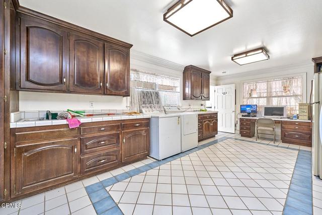 Detail Gallery Image 6 of 71 For 13088 Sunset Dr, Lucerne Valley,  CA 92356 - 4 Beds | 3 Baths