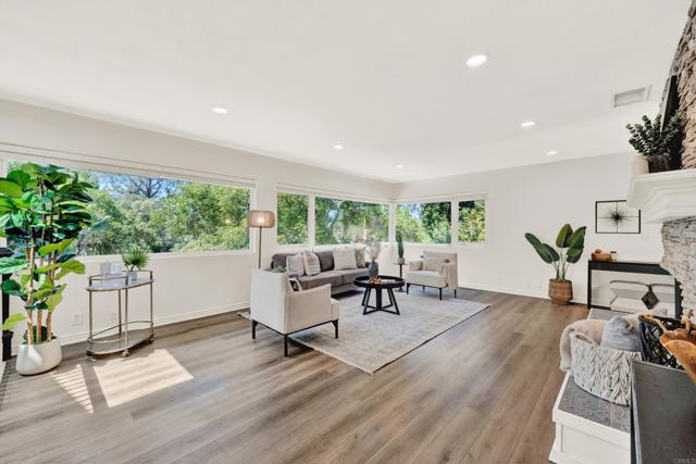 9399 Carmichael Drive, La Mesa CA: https://media.crmls.org/mediaz/47df1940-086c-47b5-aaf9-d9131043d00b.jpg