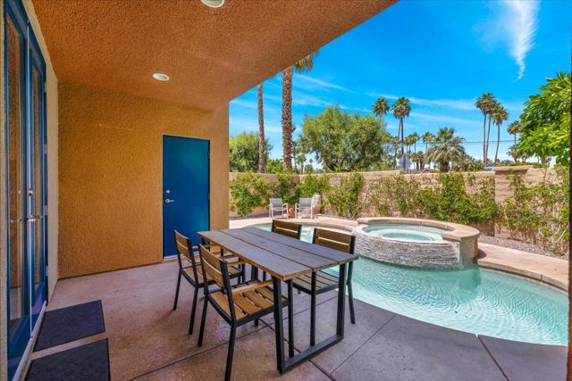 922 Alejo Vista, Palm Springs, CA 92262