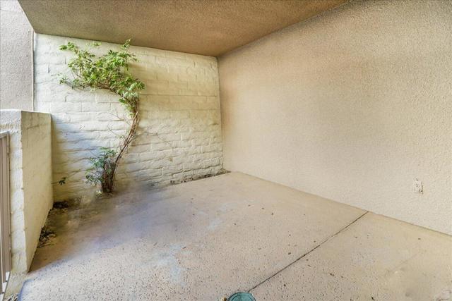 Image 69 of 82 For 45775 Juniper Circle 518