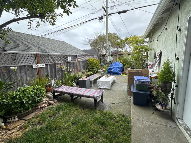 609 Congress Avenue, Pacific Grove CA: https://media.crmls.org/mediaz/47df9a6e-d642-49ef-95d3-368d09564dda.jpg