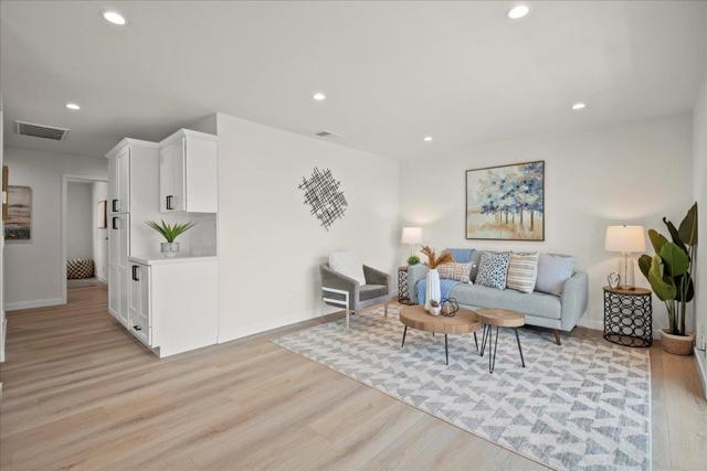 1103 Reed Avenue, Sunnyvale CA: https://media.crmls.org/mediaz/47dfe48b-3eea-4d9d-a8bd-f17e89fd3a3b.jpg