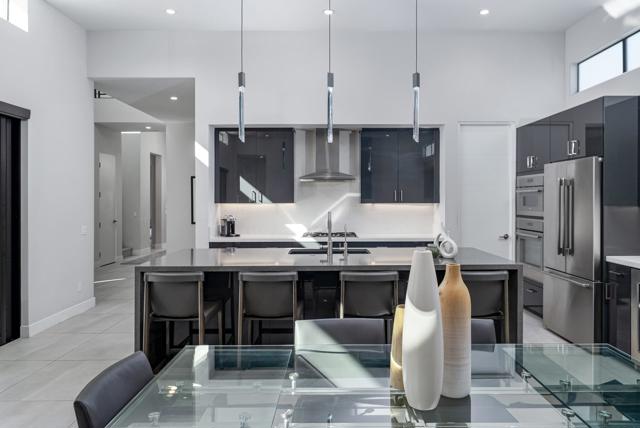 1345 Vue Place, Palm Springs, CA 92262