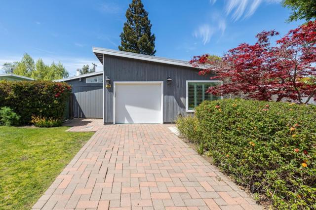 342 Carolina Lane, Palo Alto CA: https://media.crmls.org/mediaz/47e15871-74d0-4e3c-9fd4-0d517274332f.jpg
