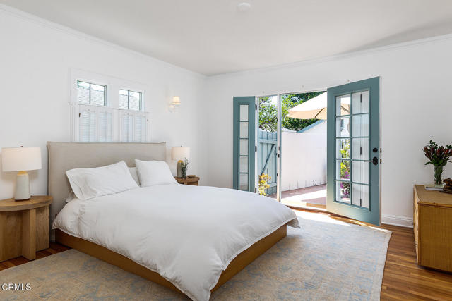 1159 N Chester Avenue, Pasadena CA: https://media.crmls.org/mediaz/47e1729b-201f-4d0a-ab81-0465420b1440.jpg