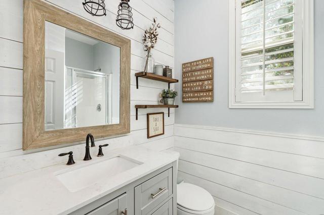 42724 Tango Court, Indio CA: https://media.crmls.org/mediaz/47e1cf4b-a4f1-48fe-bd5c-6e16982d0e66.jpg