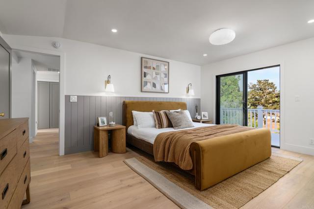 2193 Harbour Heights Rd, San Diego CA: https://media.crmls.org/mediaz/47e21b82-24bc-47be-9630-5024db8751fa.jpg