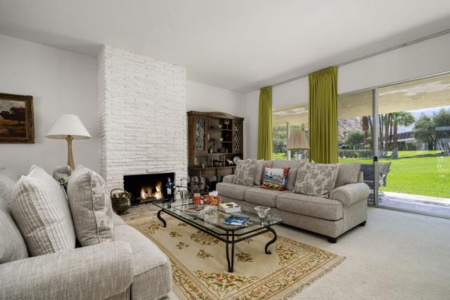 2515 E Jacaranda Road, Palm Springs CA: https://media.crmls.org/mediaz/47e2455b-3048-4d6b-ad97-180b4a275744.jpg