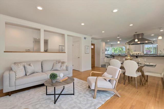1340 Sierra Mar Drive, San Jose CA: https://media.crmls.org/mediaz/47e24de7-c7c8-4e56-a96e-f94242464857.jpg