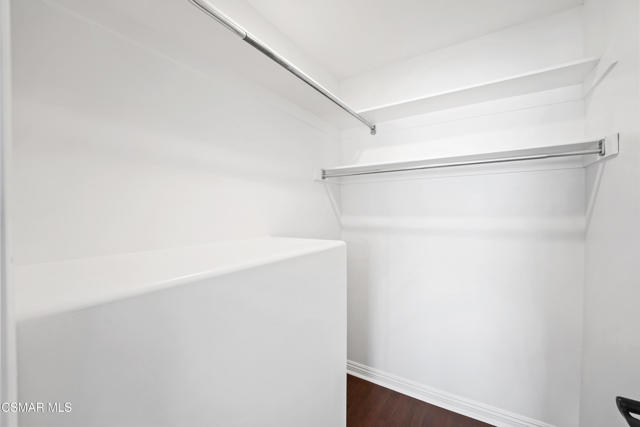 5224 Corteen Place, Valley Village CA: https://media.crmls.org/mediaz/47e2c837-e361-4a3b-b087-c6c81044960f.jpg
