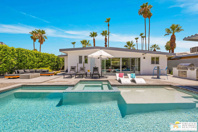 587 North Calle Marcus, Palm Springs